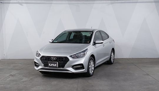 Hyundai • Accent
