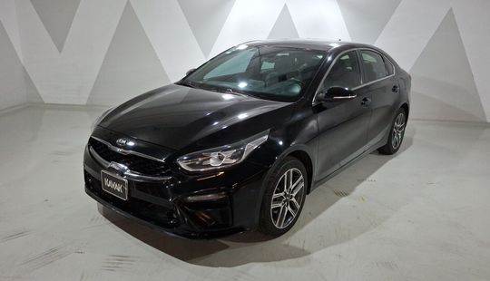 2019 • 74,667 km • Automático