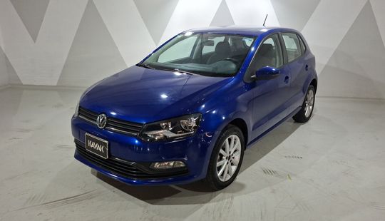 Volkswagen • Polo