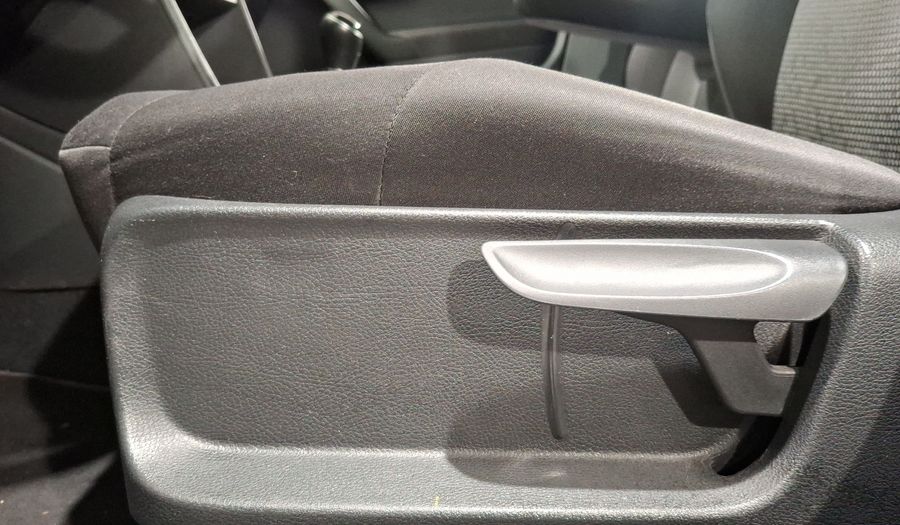 Volkswagen Polo 1.6 DESIGN & SOUND Hatchback 2020