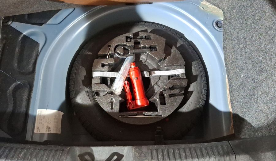 Volkswagen Polo 1.6 DESIGN & SOUND Hatchback 2020