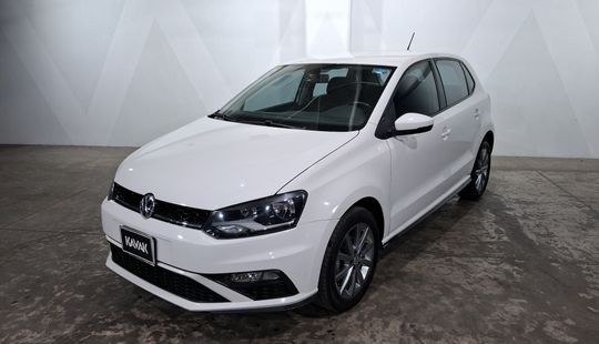Volkswagen • Polo