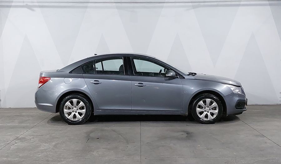 Chevrolet Cruze 1.8 LS A AT Sedan 2015