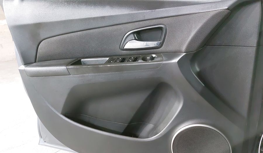 Chevrolet Cruze 1.8 LS A AT Sedan 2015