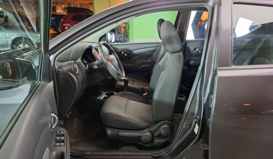 Nissan Versa 1.6 SENSE Sedan 2017