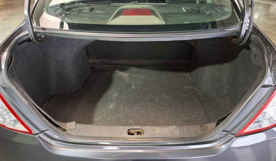 Nissan Versa 1.6 SENSE Sedan 2017