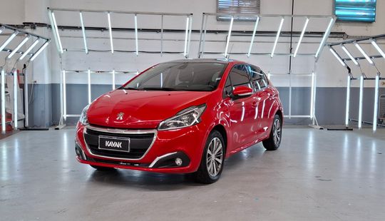 Peugeot • 208