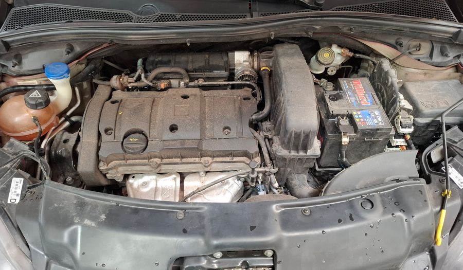 Peugeot 208 1.6 FELINE TIPTRONIC Hatchback 2019