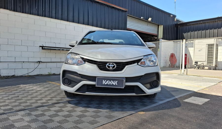 Toyota Etios 1.5 X Hatchback 2021