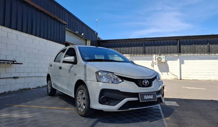 Toyota Etios 1.5 X Hatchback 2021
