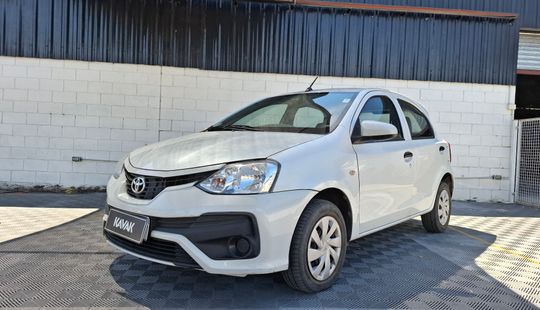 Toyota • Etios