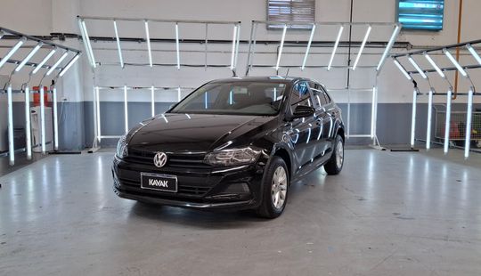 Volkswagen • Polo