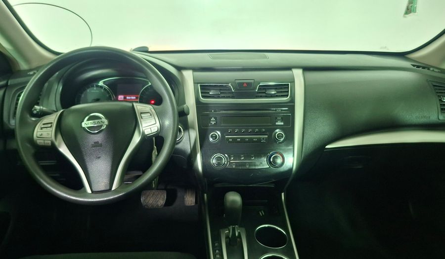 Nissan Altima 2.5 SENSE CVT Sedan 2014