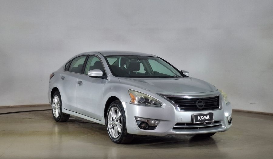 Nissan Altima 2.5 SENSE CVT Sedan 2014