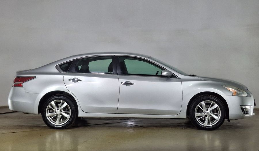 Nissan Altima 2.5 SENSE CVT Sedan 2014