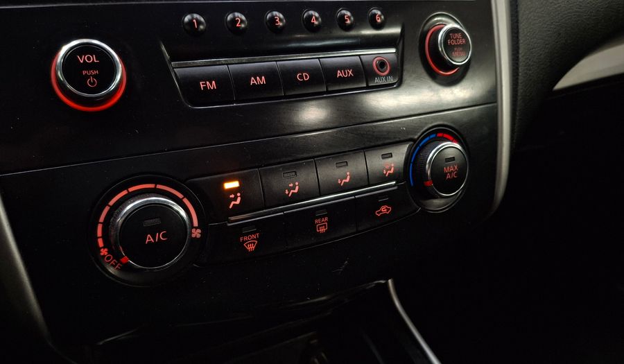 Nissan Altima 2.5 SENSE CVT Sedan 2014