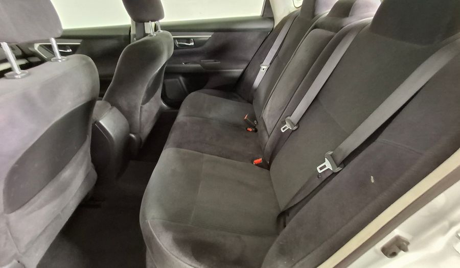 Nissan Altima 2.5 SENSE CVT Sedan 2014