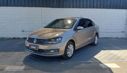 Volkswagen • Polo