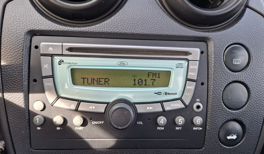 Ford Fiesta 1.6 AMBIENTE PLUS MP3 Hatchback 2009
