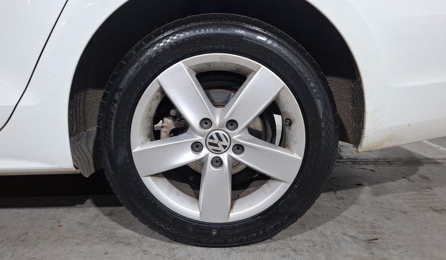 Volkswagen Jetta 2.5 STYLE ACTIVE TIPTRONIC Sedan 2014