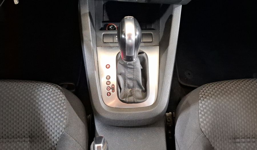 Volkswagen Jetta 2.5 STYLE ACTIVE TIPTRONIC Sedan 2014