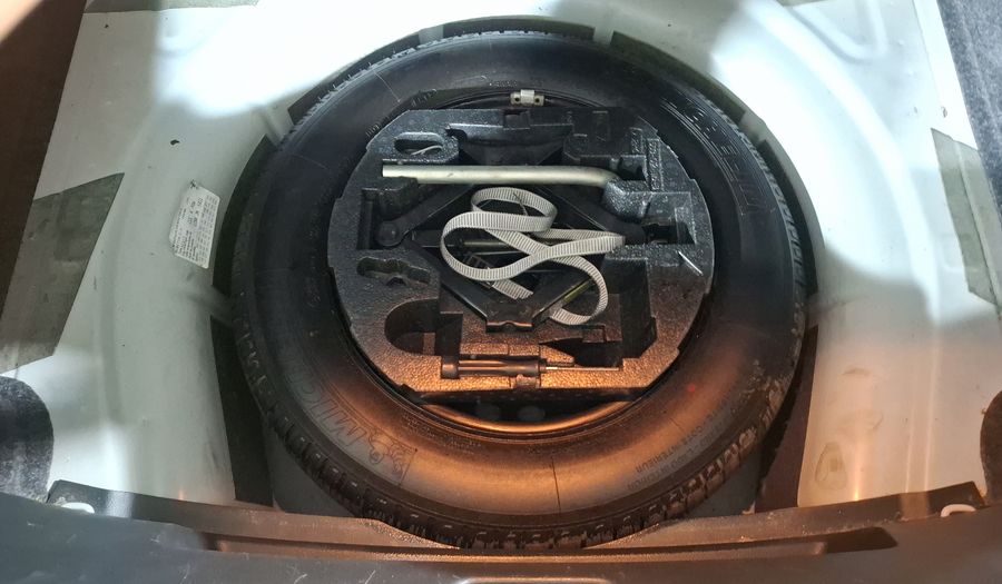 Volkswagen Jetta 2.5 STYLE ACTIVE TIPTRONIC Sedan 2014