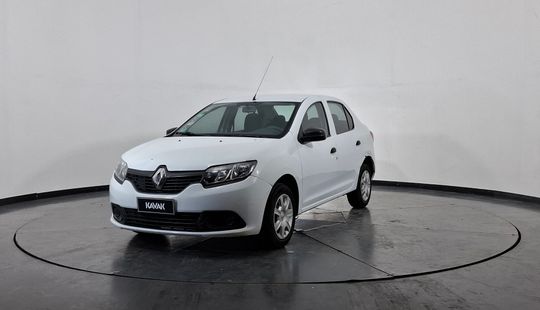 Renault • Logan