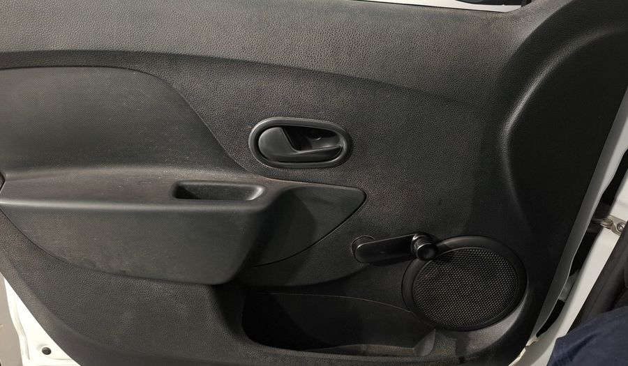 Renault Logan 1.6 AUTHENTIQUE Sedan 2016