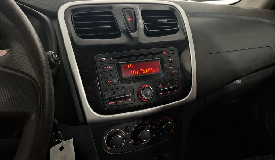 Renault Logan 1.6 AUTHENTIQUE Sedan 2016