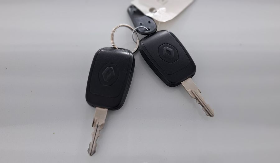 Renault Logan 1.6 AUTHENTIQUE Sedan 2016