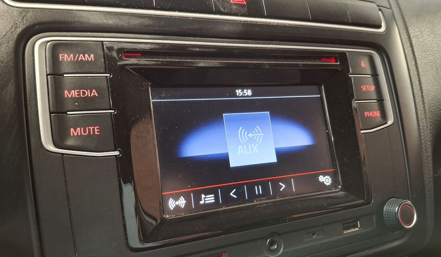 Volkswagen Polo 1.6 HIGHLINE Hatchback 2017