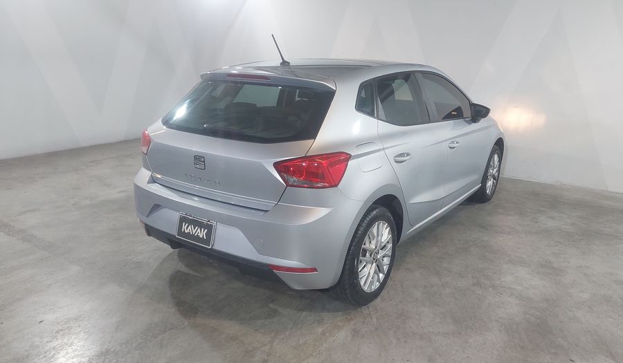 Seat Ibiza 1.6 STYLE AUTO Hatchback 2021