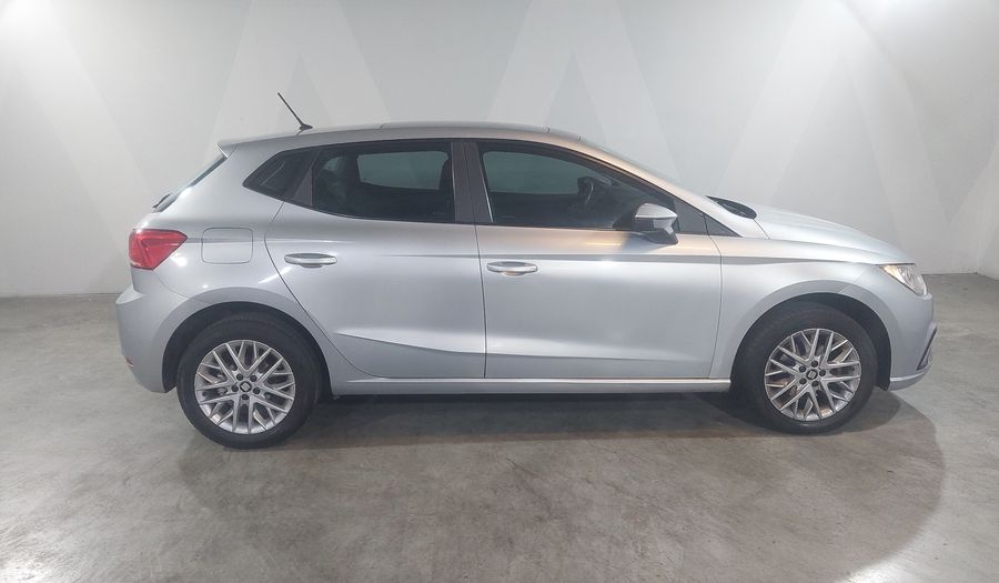 Seat Ibiza 1.6 STYLE AUTO Hatchback 2021