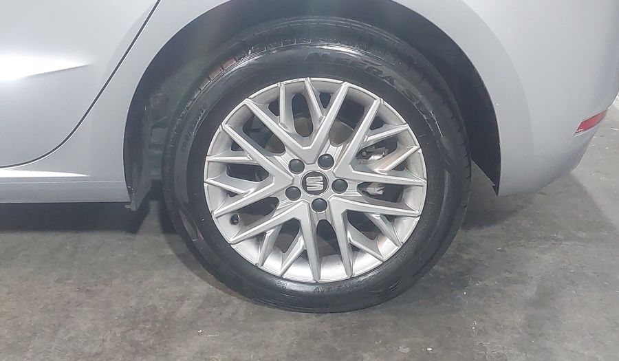 Seat Ibiza 1.6 STYLE AUTO Hatchback 2021