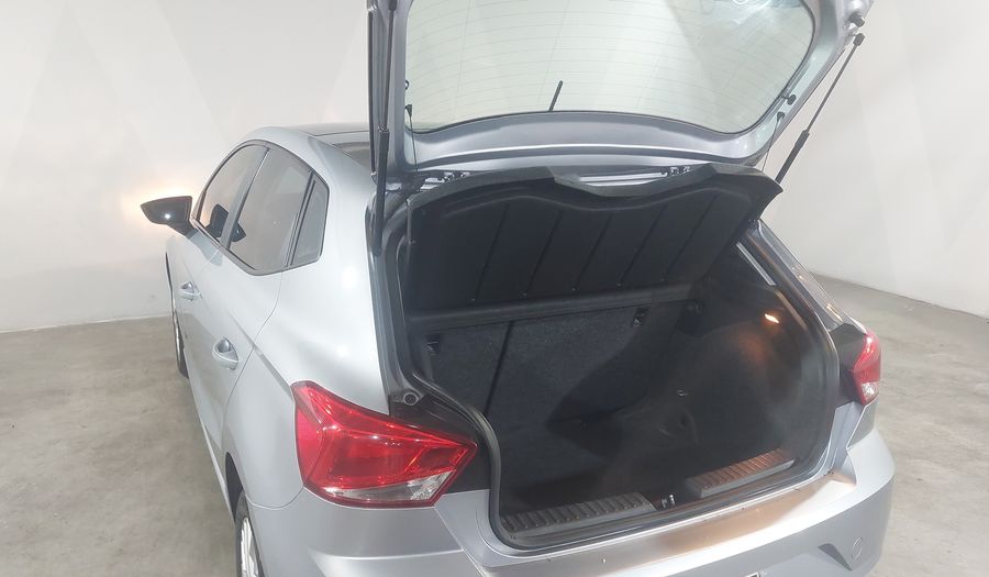 Seat Ibiza 1.6 STYLE AUTO Hatchback 2021