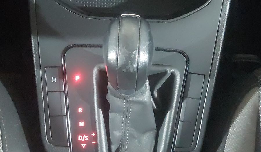 Seat Ibiza 1.6 STYLE AUTO Hatchback 2021