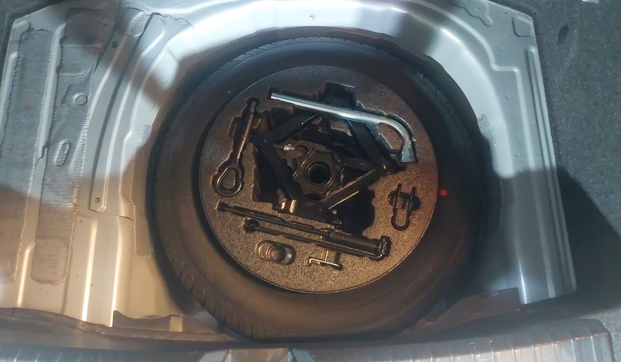 Seat Ibiza 1.6 STYLE AUTO Hatchback 2021