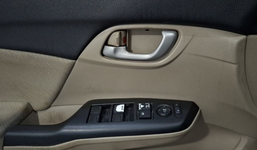 Honda Civic 1.8 LX AT 4DRS Sedan 2013