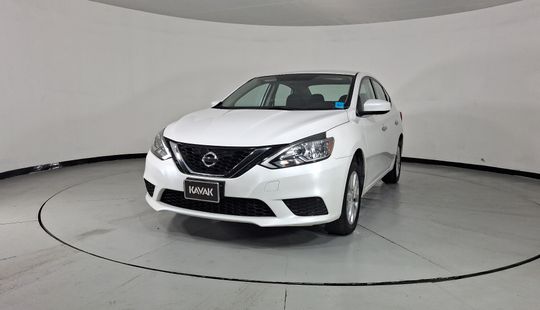 Nissan • Sentra