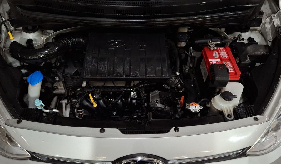 Hyundai Grand I10 1.2 GLS AT Sedan 2016