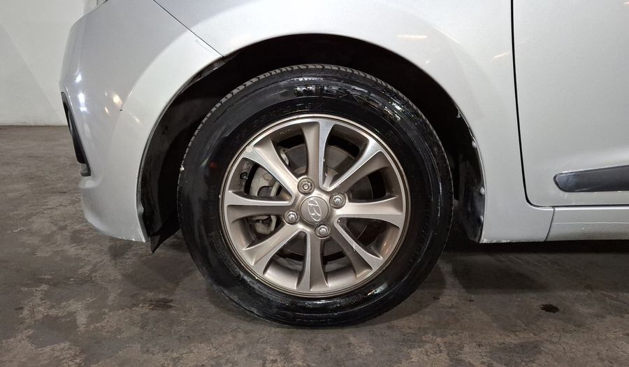 Hyundai Grand I10 1.2 GLS AT Sedan 2016