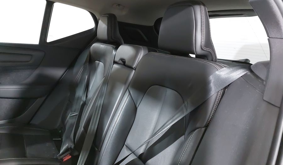 Volvo Xc40 2.0 T4 MOMENTUM AUTO Suv 2021