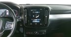 Volvo Xc40 2.0 T4 MOMENTUM AUTO Suv 2021