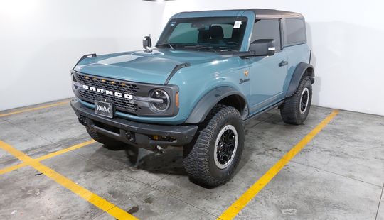 Ford • Bronco