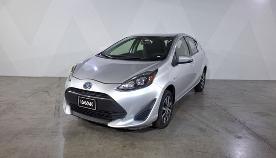Toyota • Prius C