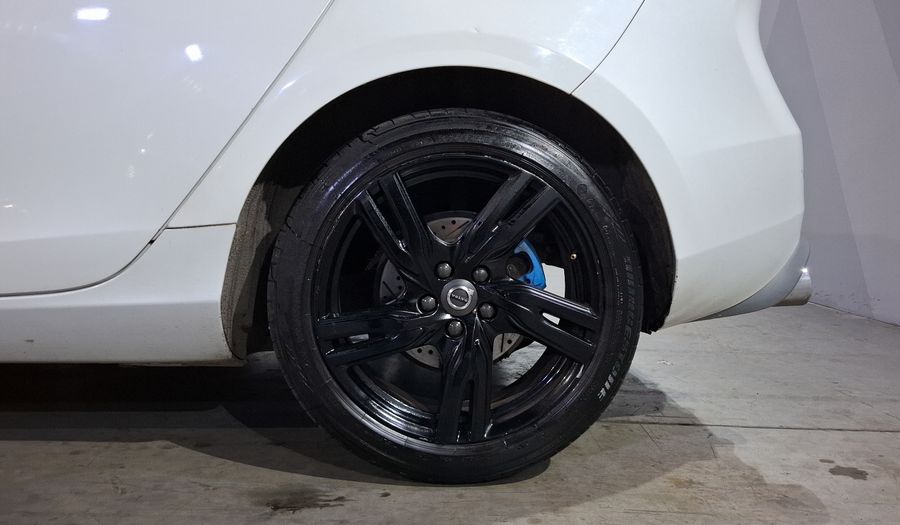 Volvo V40 2.0 R-DESIGN T5 Hatchback 2017