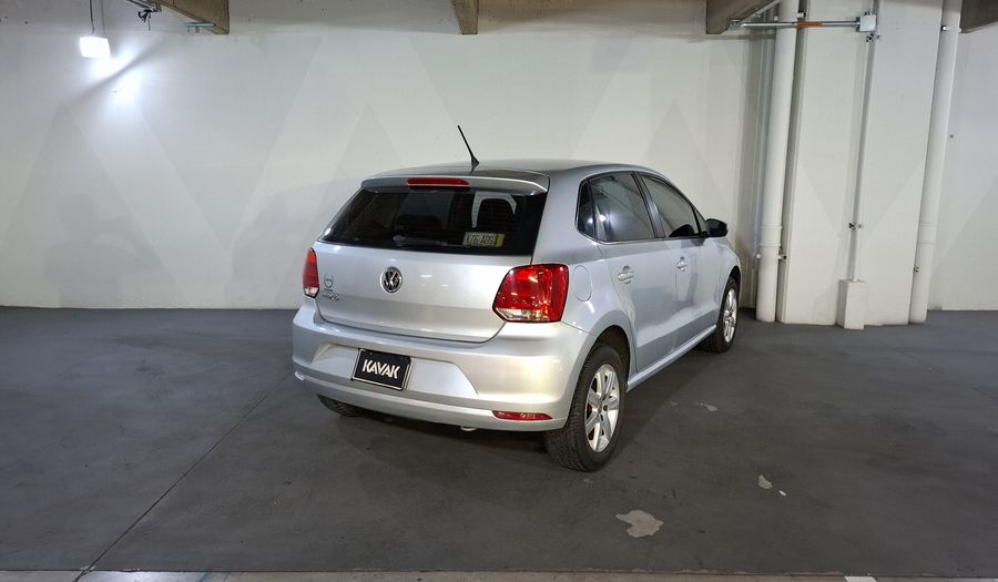 Volkswagen Polo 1.6 MT Hatchback 2016