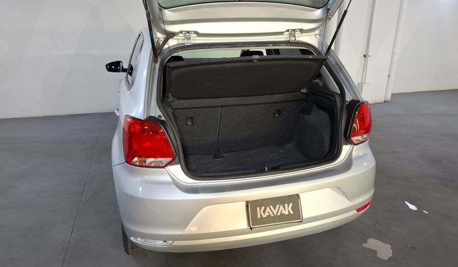 Volkswagen Polo 1.6 MT Hatchback 2016