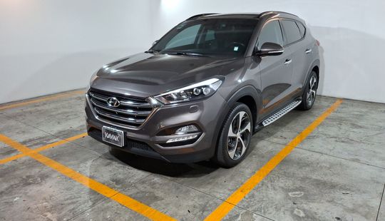 Hyundai • Tucson
