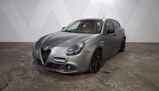 Alfa Romeo • Giulietta